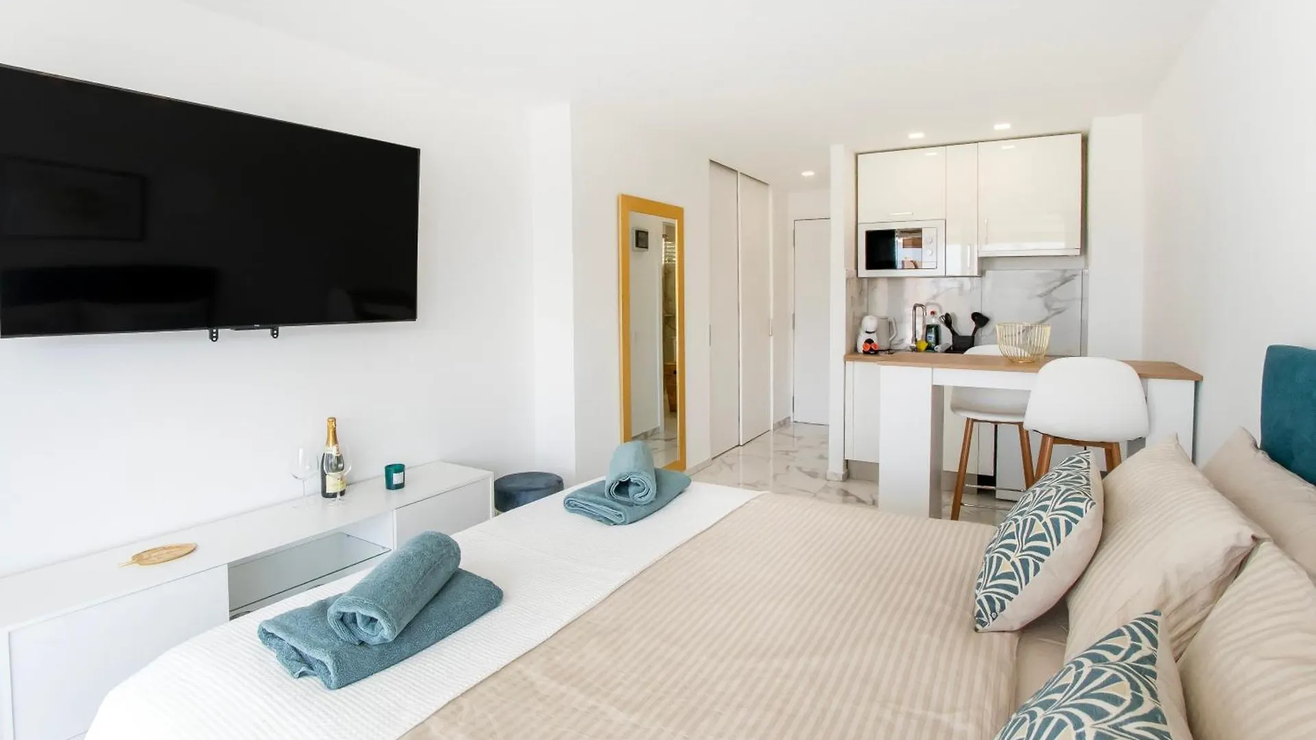 Happy Day Las Americas Ponderosa Playa Fanabe Apartment