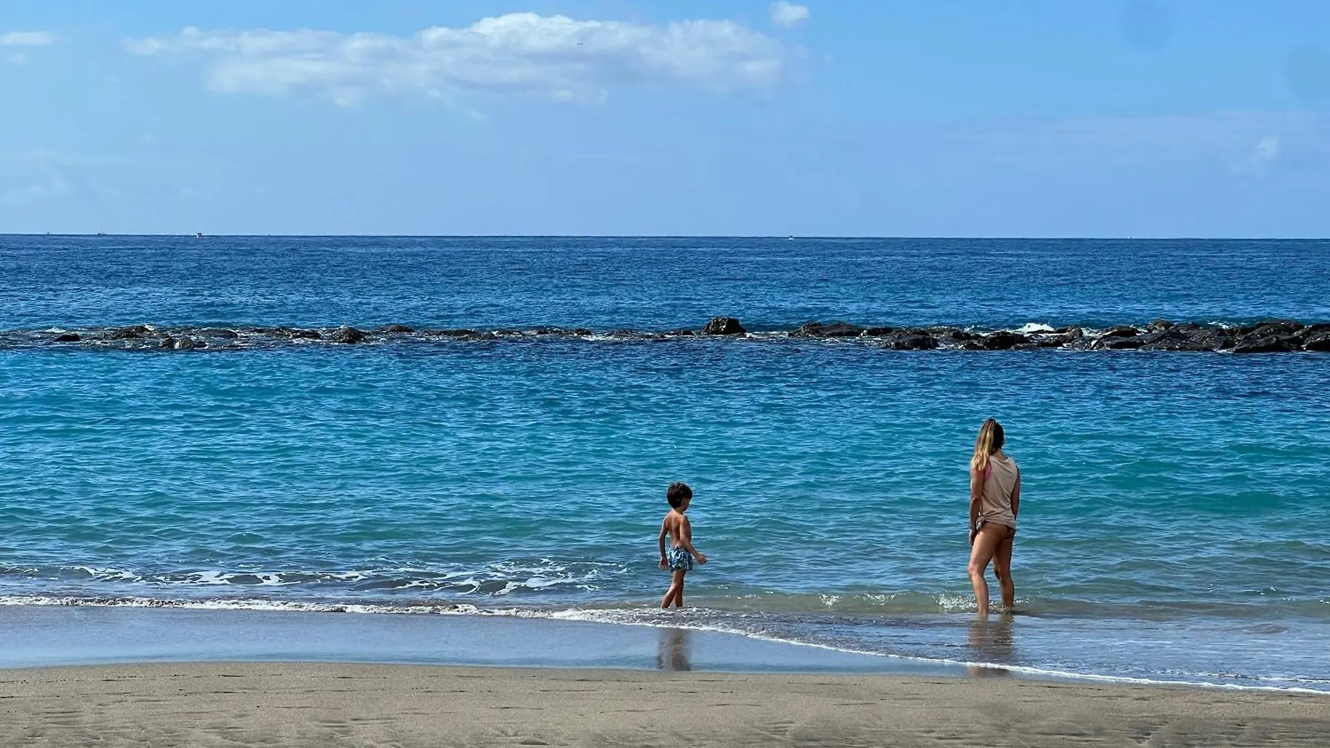 Happy Day Las Americas Ponderosa Playa Fanabe Spain
